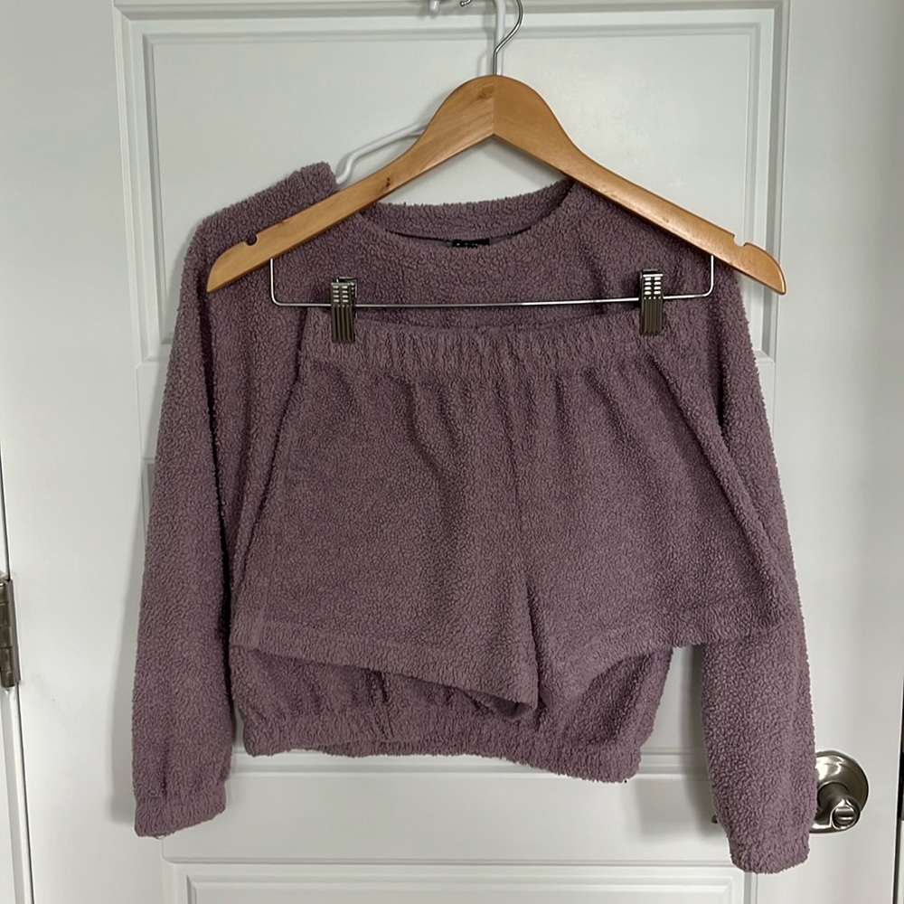 Target art class comfy fuzzy matching set youth size large